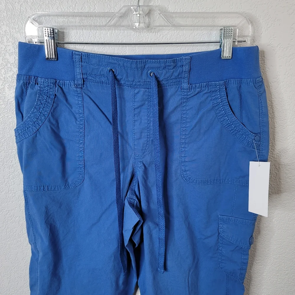 Gloria Vanderbilt bright blue cargo pedal pusher shorts drawstring waist
